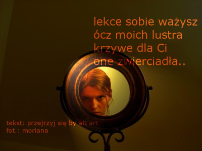 Ilustracja przejrzyj się by alt art