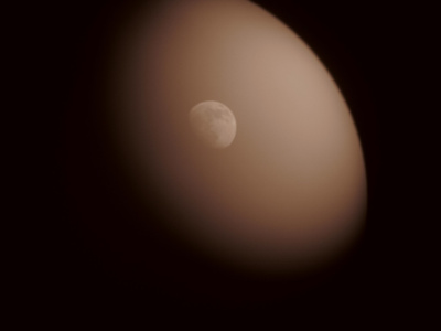 Księżyc na nieznanej planecie
