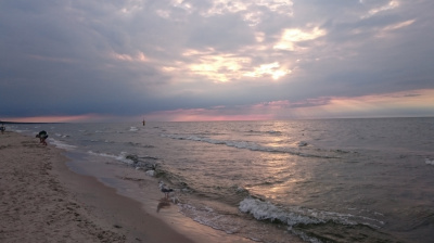 A wieczorami błękit nie jest błękitem...