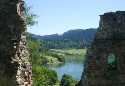 z ukrycia