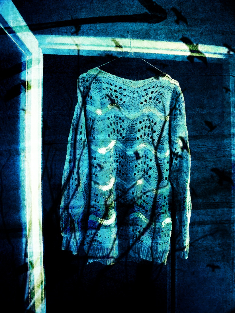 " Jak ja tu stoje to ja sie starzeje...jak ja tu stoje to ja tu umieram...deszcz..." Świetlicki