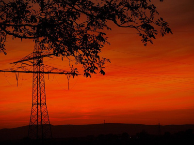 electricity in red