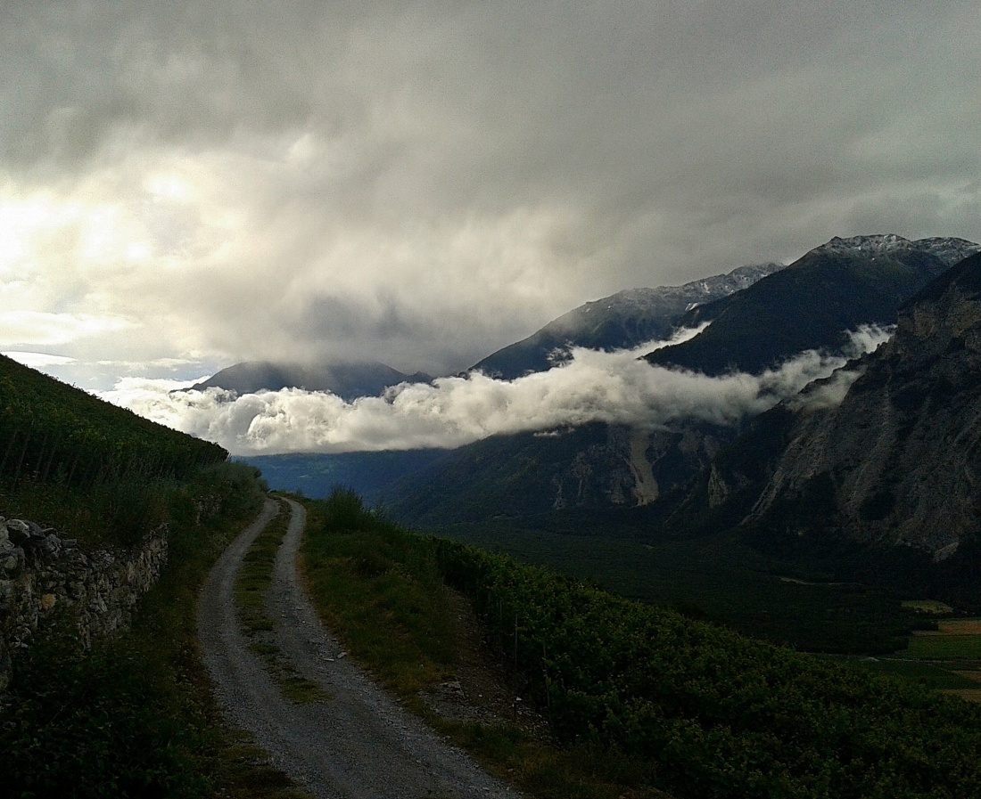 siadając na chmurze