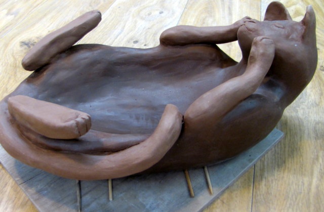 kot - miska (surowa glina)