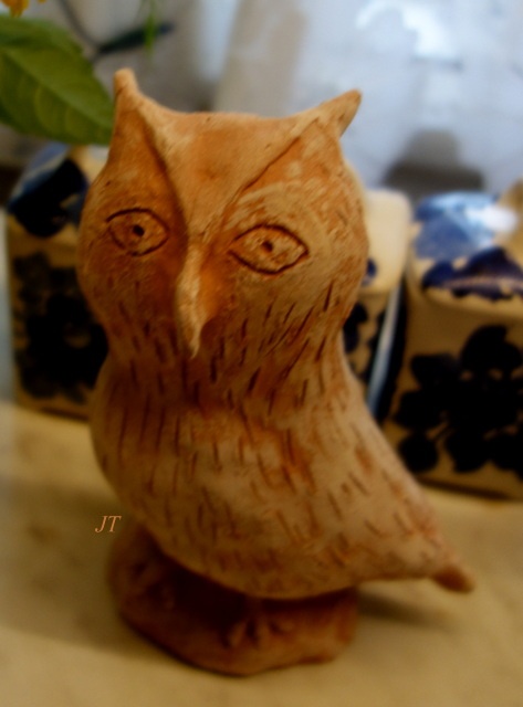 sówka (wys ok 9-10 cm) (nieszkliwiona)