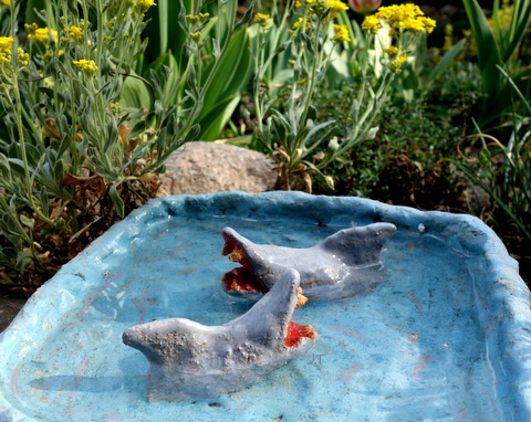 wszyscy mówią - ustaw w ogródku poidełka